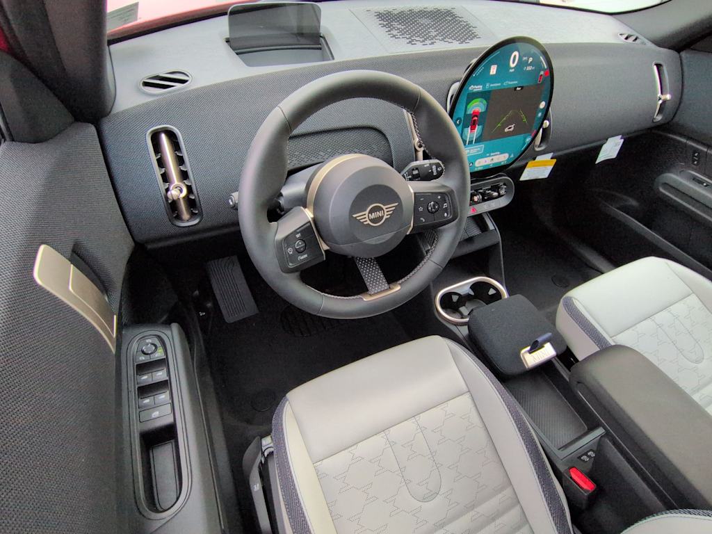 Thumbnail: 2027 MINI Cooper Countryman - 2