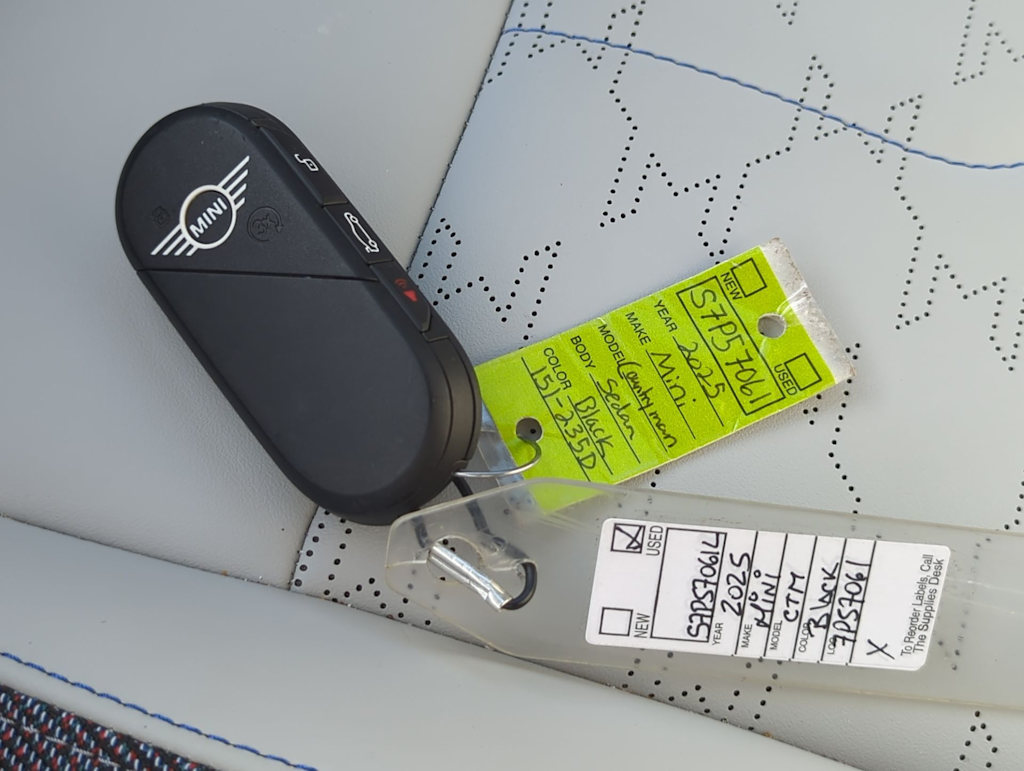 Thumbnail: 2025 MINI Cooper Countryman - 17