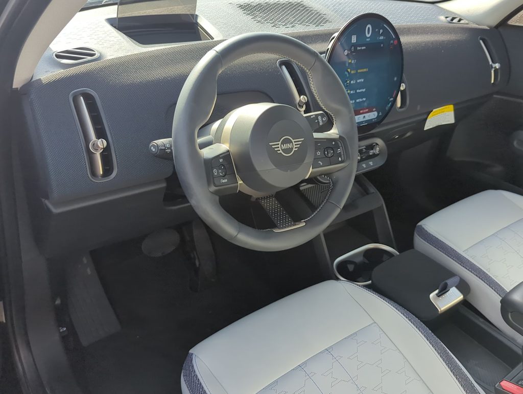 Thumbnail: 2025 MINI Cooper Countryman - 2