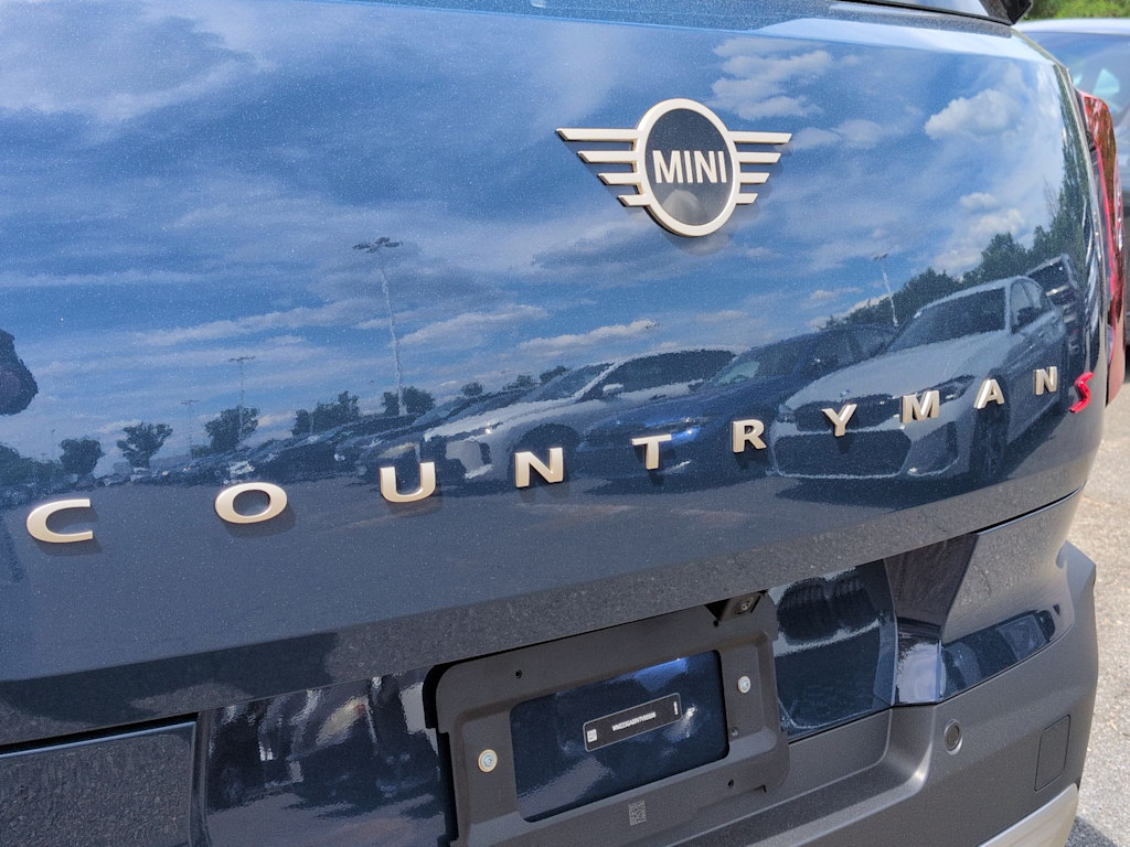 Thumbnail: 2027 MINI Cooper Countryman - 25