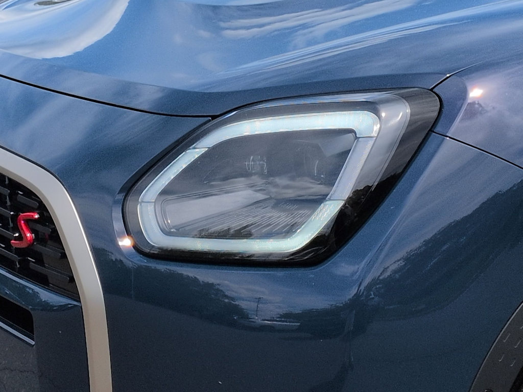 Thumbnail: 2027 MINI Cooper Countryman - 24