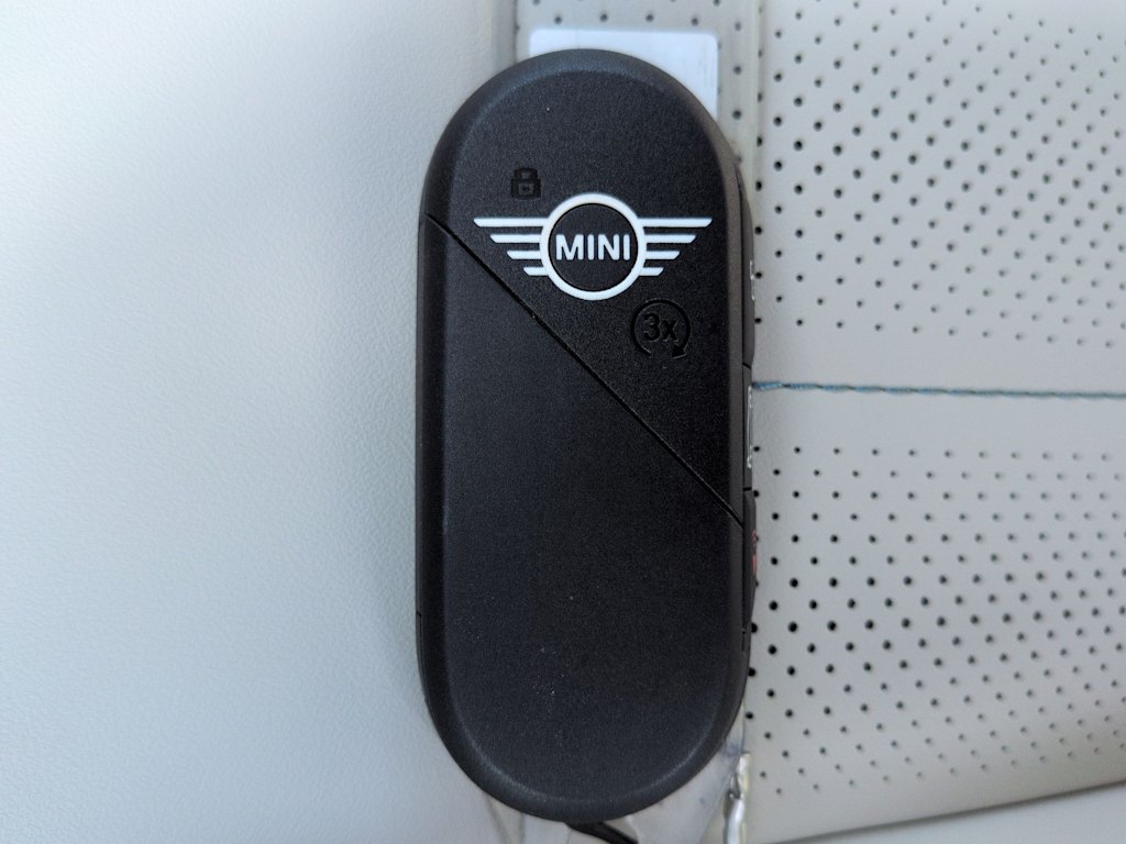 Thumbnail: 2027 MINI Cooper Countryman - 38