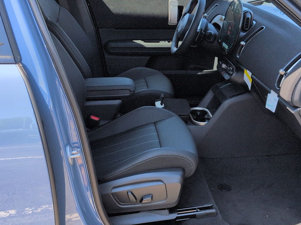 Thumbnail: 2027 MINI Cooper Countryman - 12