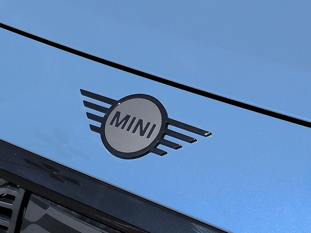 Thumbnail: 2027 MINI Cooper Countryman - 7