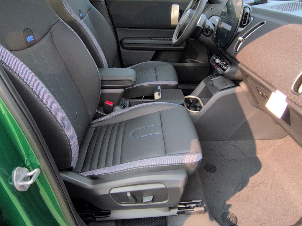 Thumbnail: 2027 MINI Cooper Countryman - 29