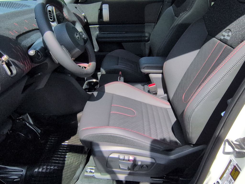 Thumbnail: 2027 MINI Cooper Countryman - 11