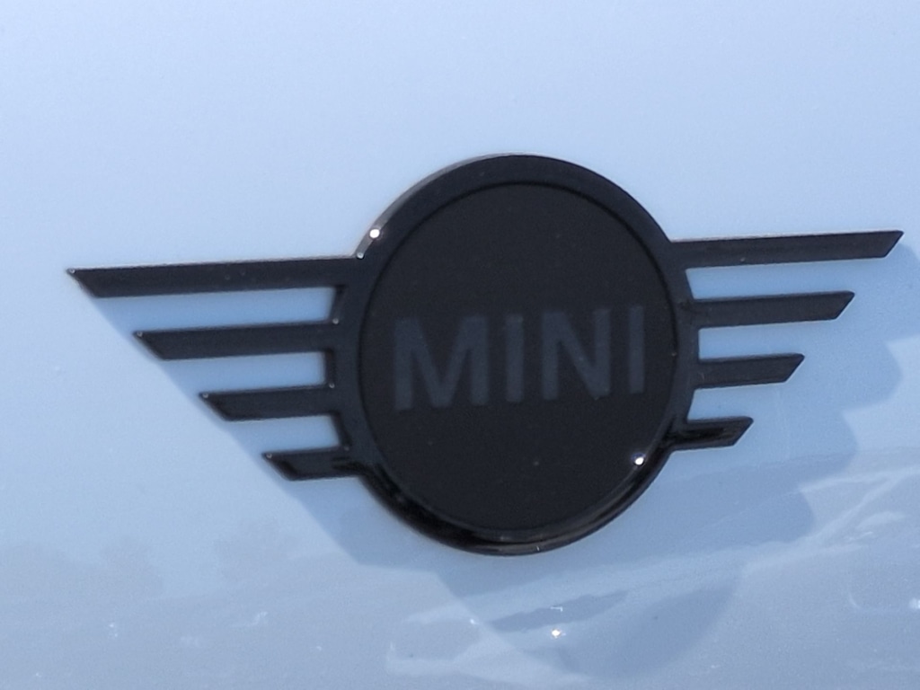 Thumbnail: 2027 MINI Cooper Countryman - 23