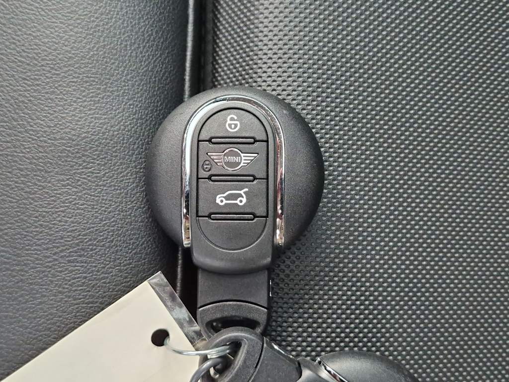 Thumbnail: 2024 MINI Cooper Countryman - 18
