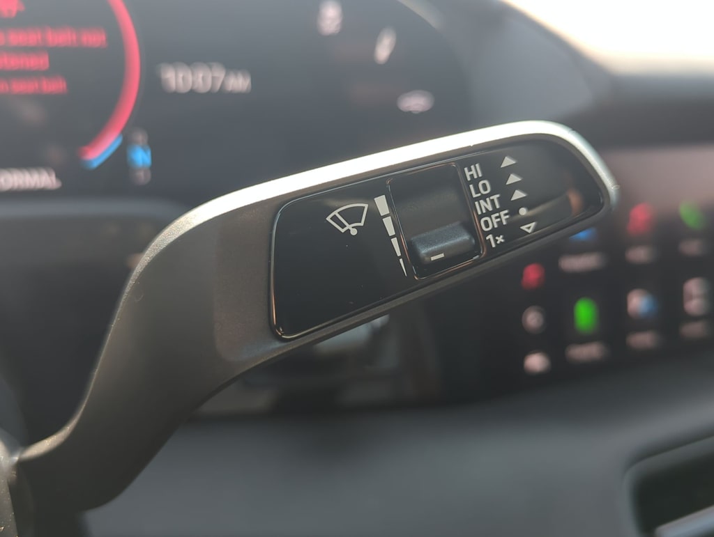 Thumbnail: 2025 Porsche Taycan - 32