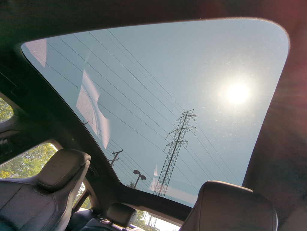 Thumbnail: 2025 Porsche Taycan - 26