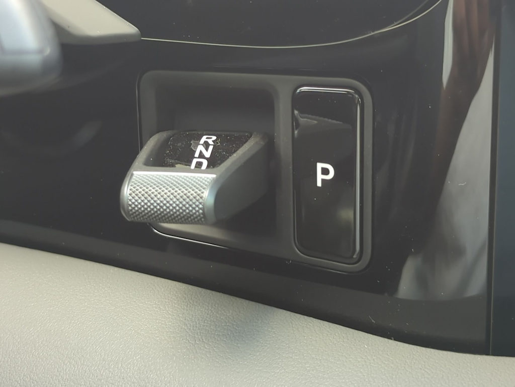 Thumbnail: 2025 Porsche Taycan - 37