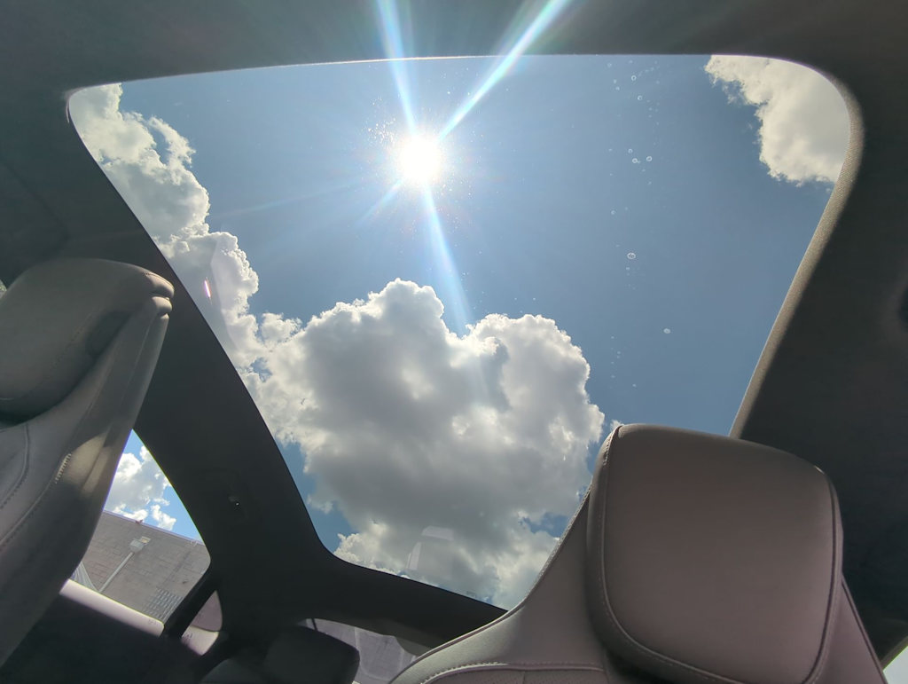 Thumbnail: 2025 Porsche Taycan - 13