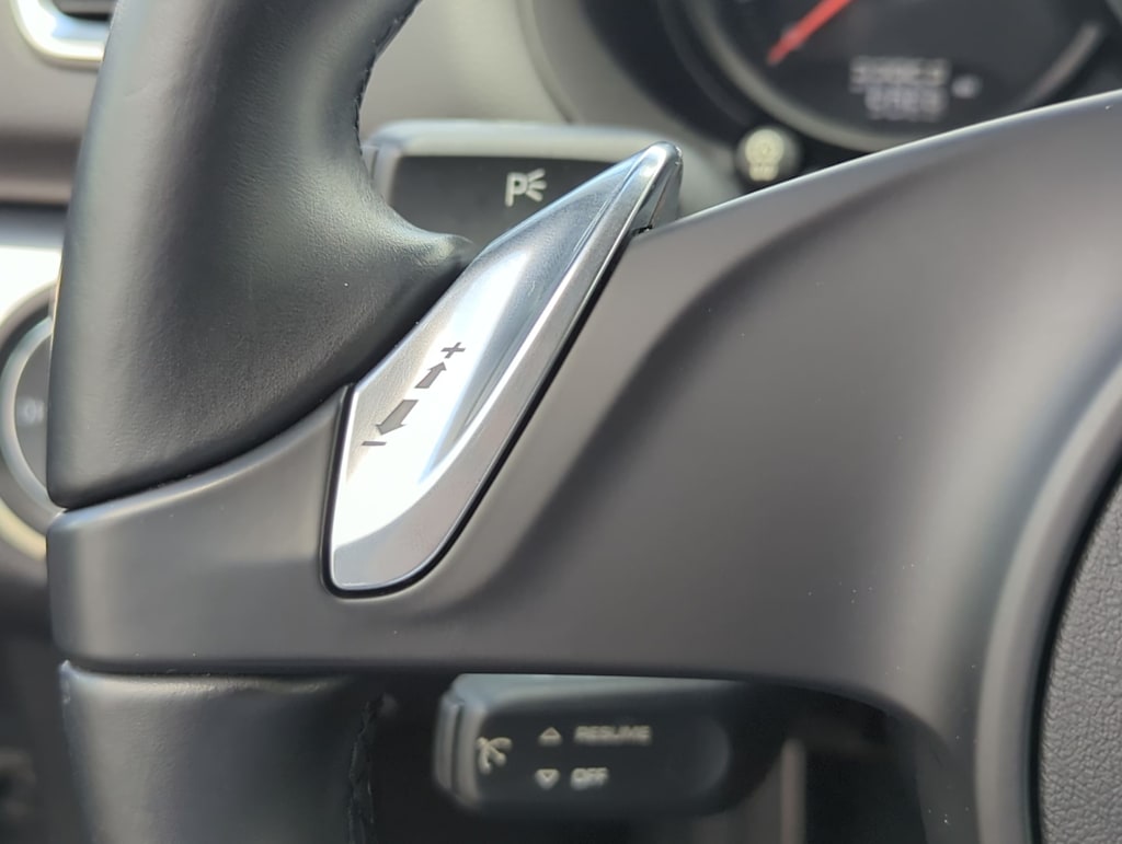 Thumbnail: 2014 Porsche Boxster - 26