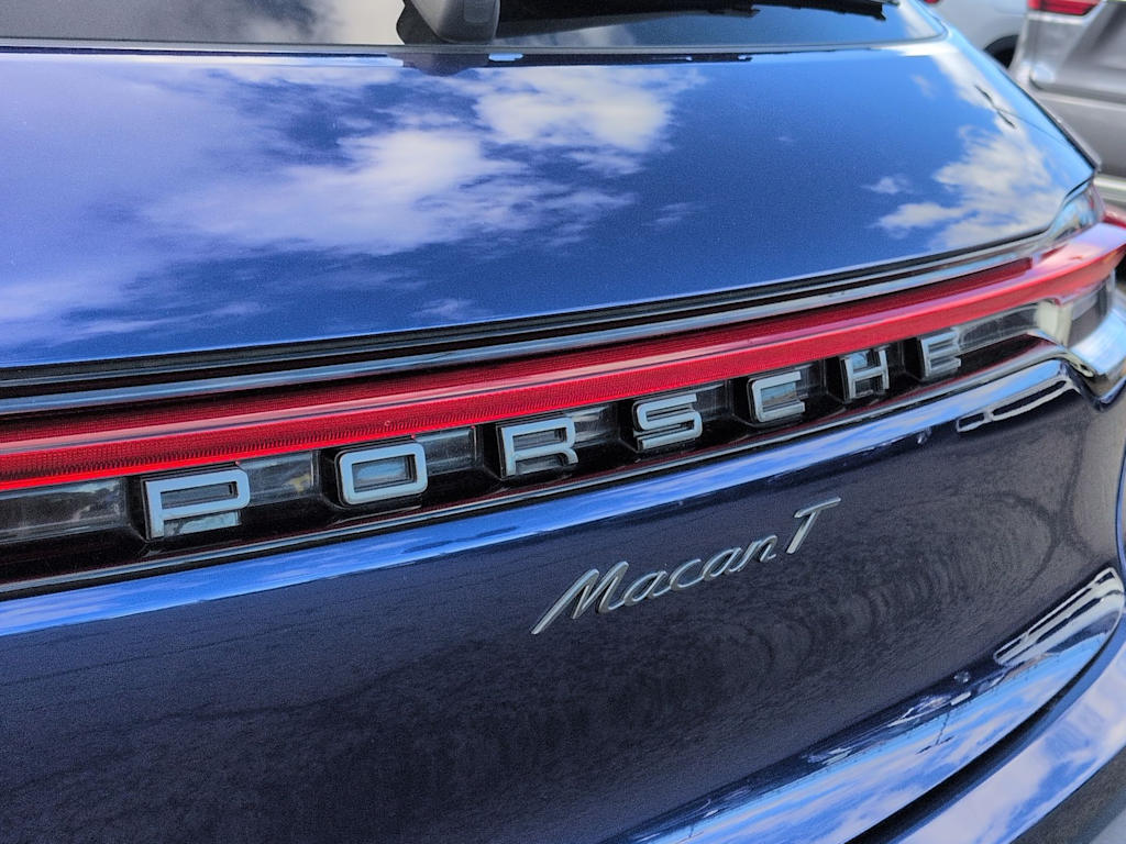 Thumbnail: 2023 Porsche Macan - 7
