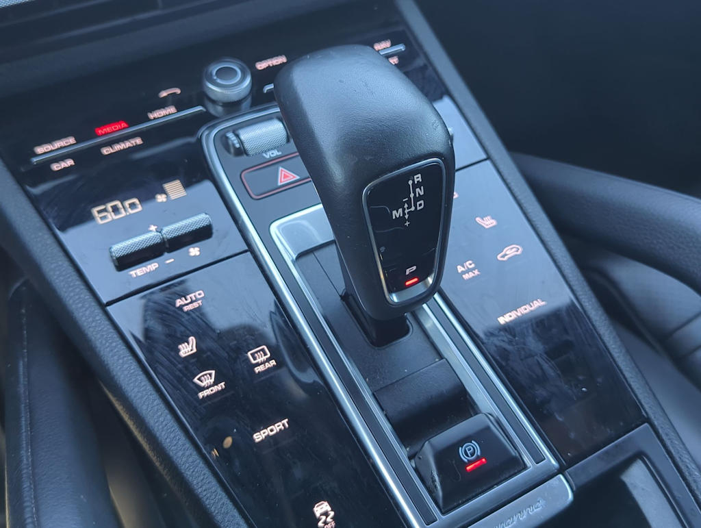 Thumbnail: 2019 Porsche Cayenne - 37