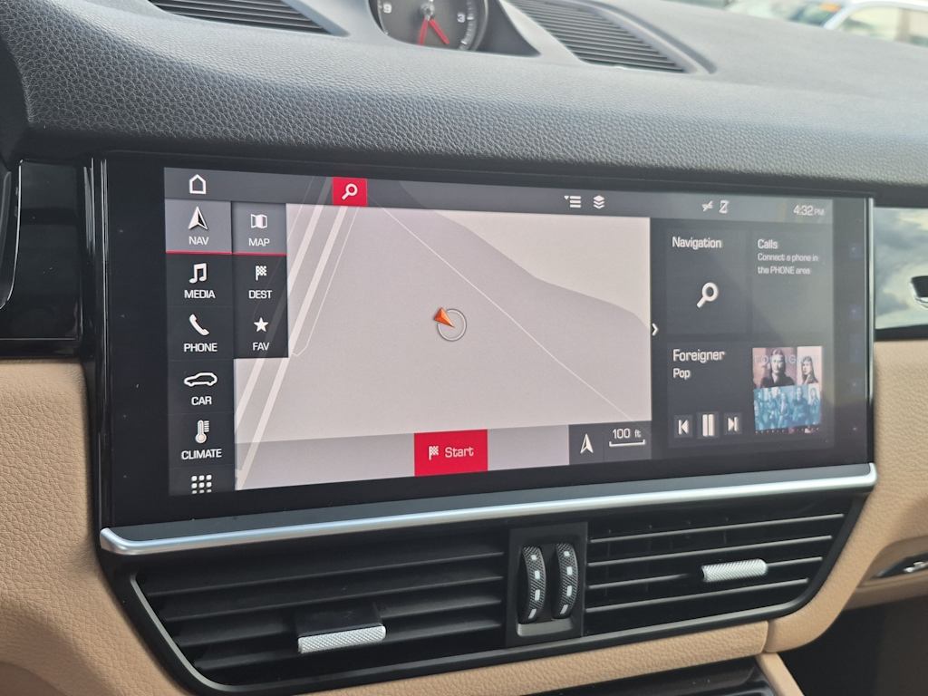 Thumbnail: 2019 Porsche Cayenne - 34