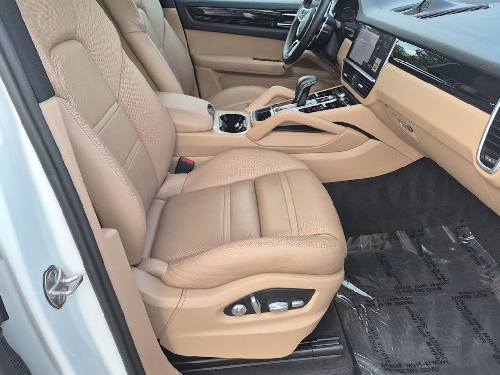 Thumbnail: 2019 Porsche Cayenne - 12