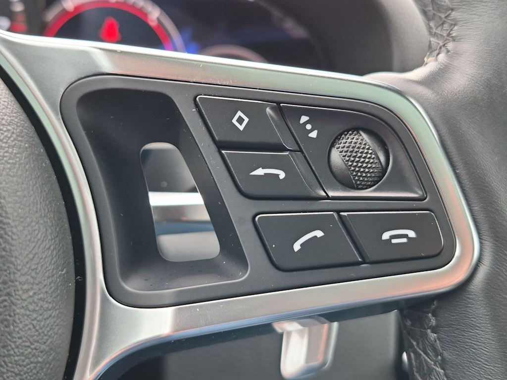 Thumbnail: 2019 Porsche Cayenne - 33