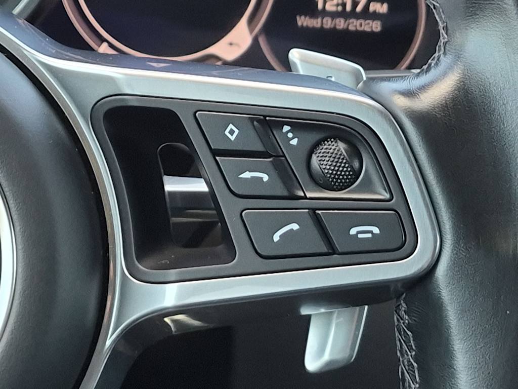 Thumbnail: 2021 Porsche Cayenne - 33
