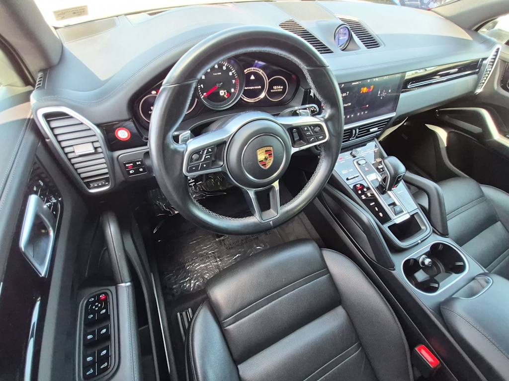 Thumbnail: 2021 Porsche Cayenne - 2