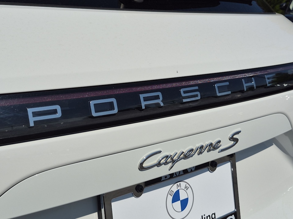Thumbnail: 2021 Porsche Cayenne - 26