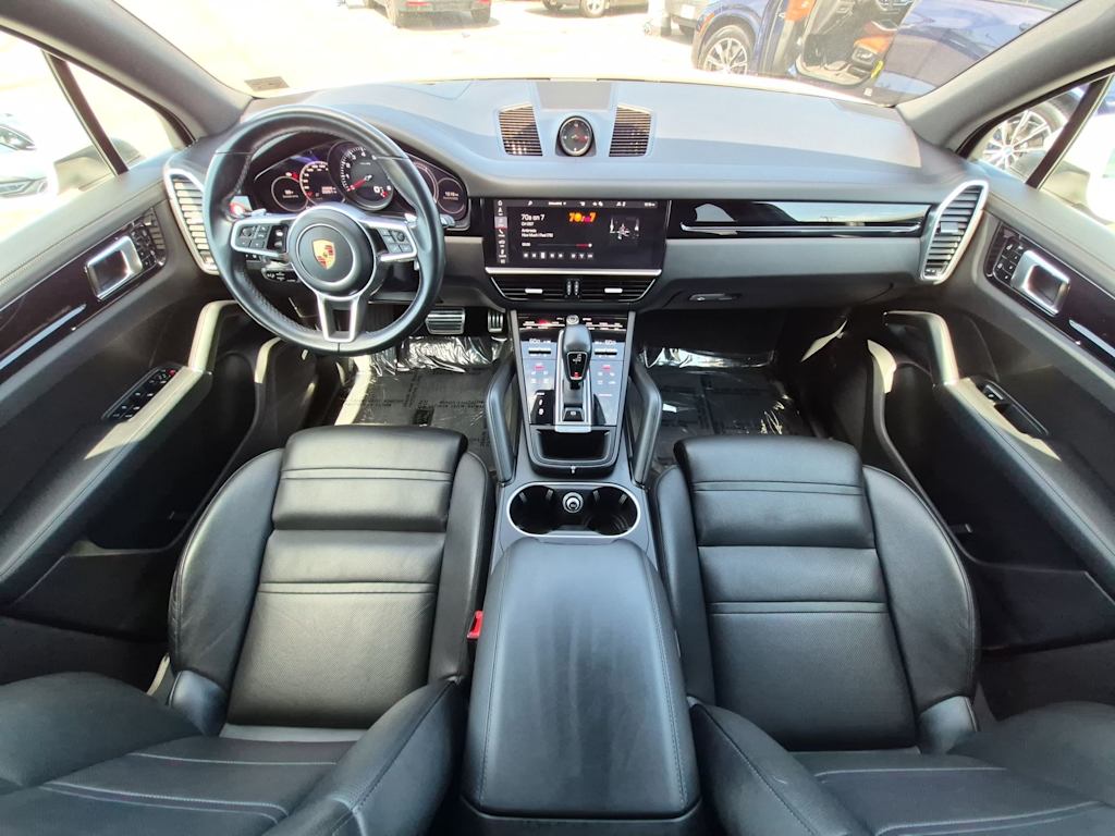 Thumbnail: 2021 Porsche Cayenne - 9