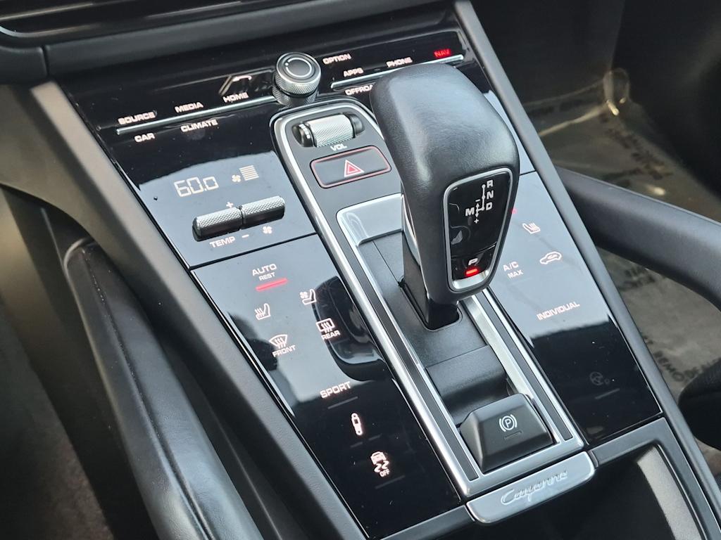 Thumbnail: 2021 Porsche Cayenne - 15
