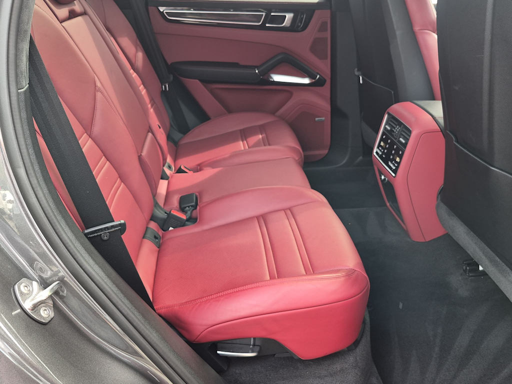 Thumbnail: 2019 Porsche Cayenne - 29