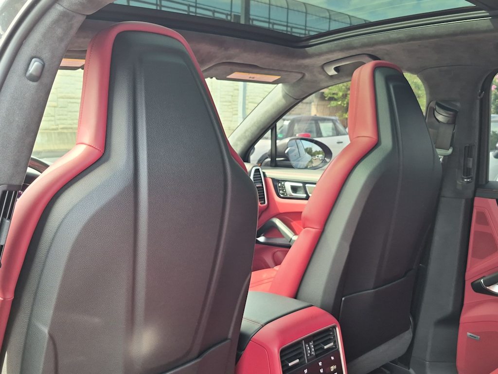 Thumbnail: 2019 Porsche Cayenne - 19