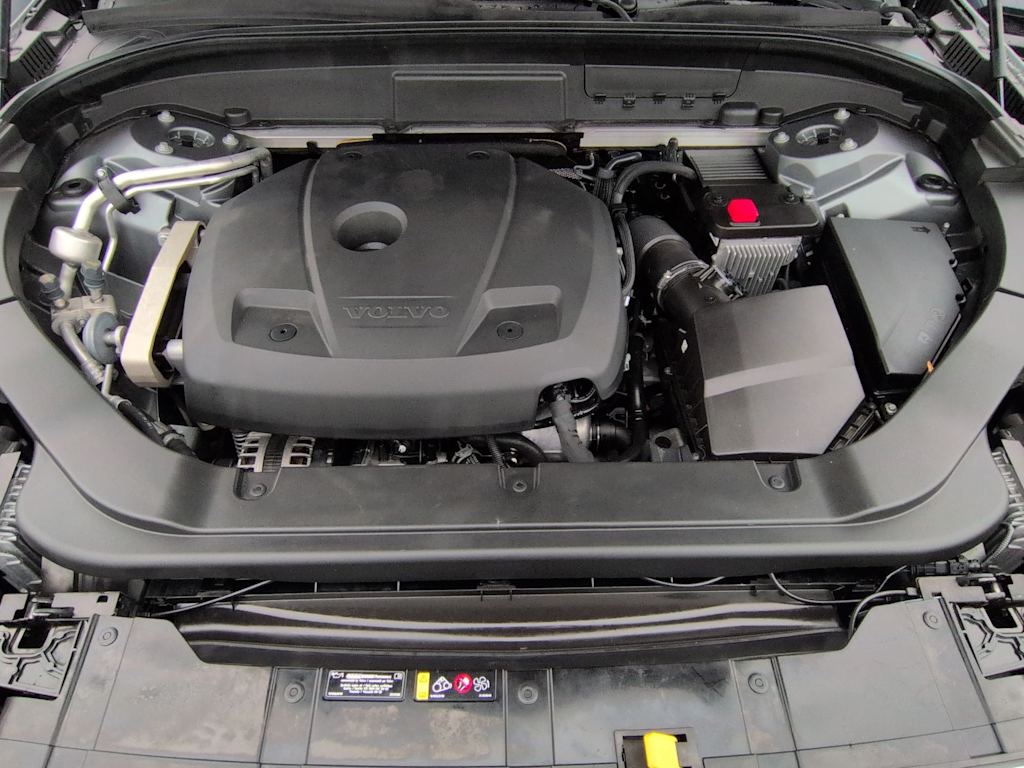 Thumbnail: 2021 Volvo XC60 - 9