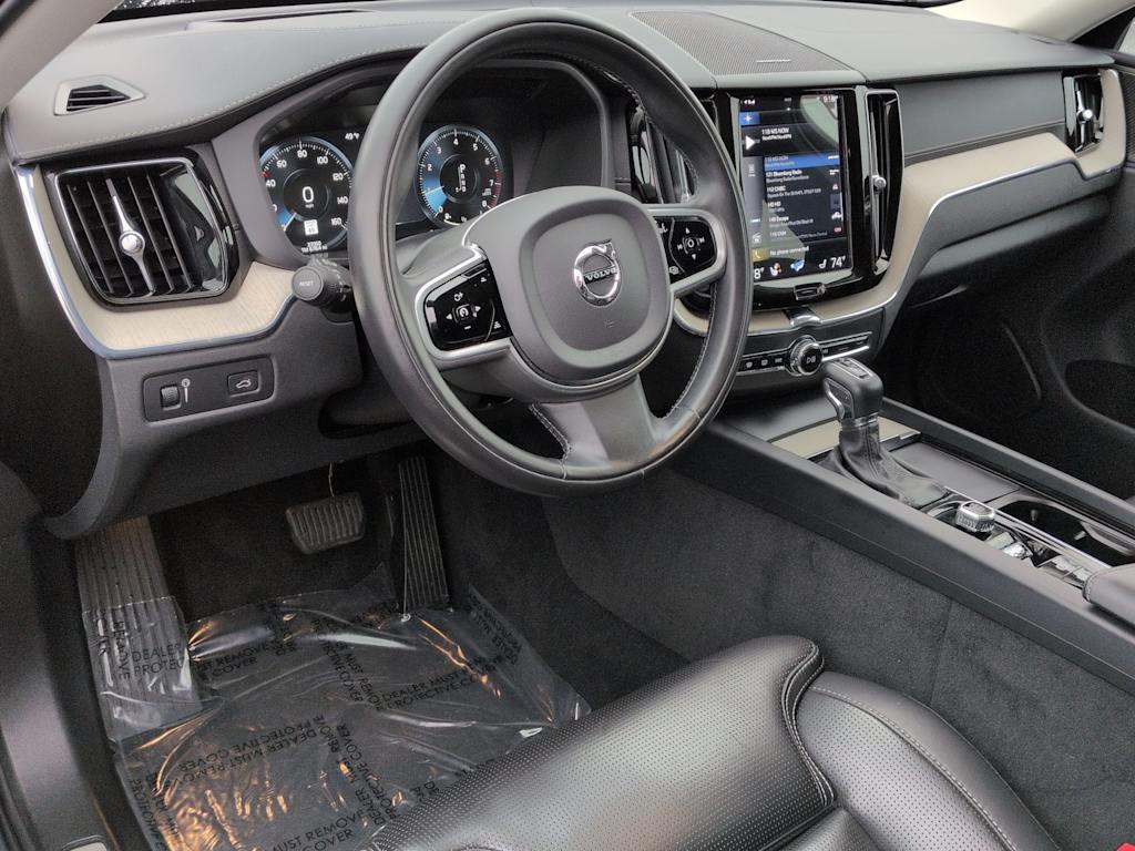 Thumbnail: 2021 Volvo XC60 - 2