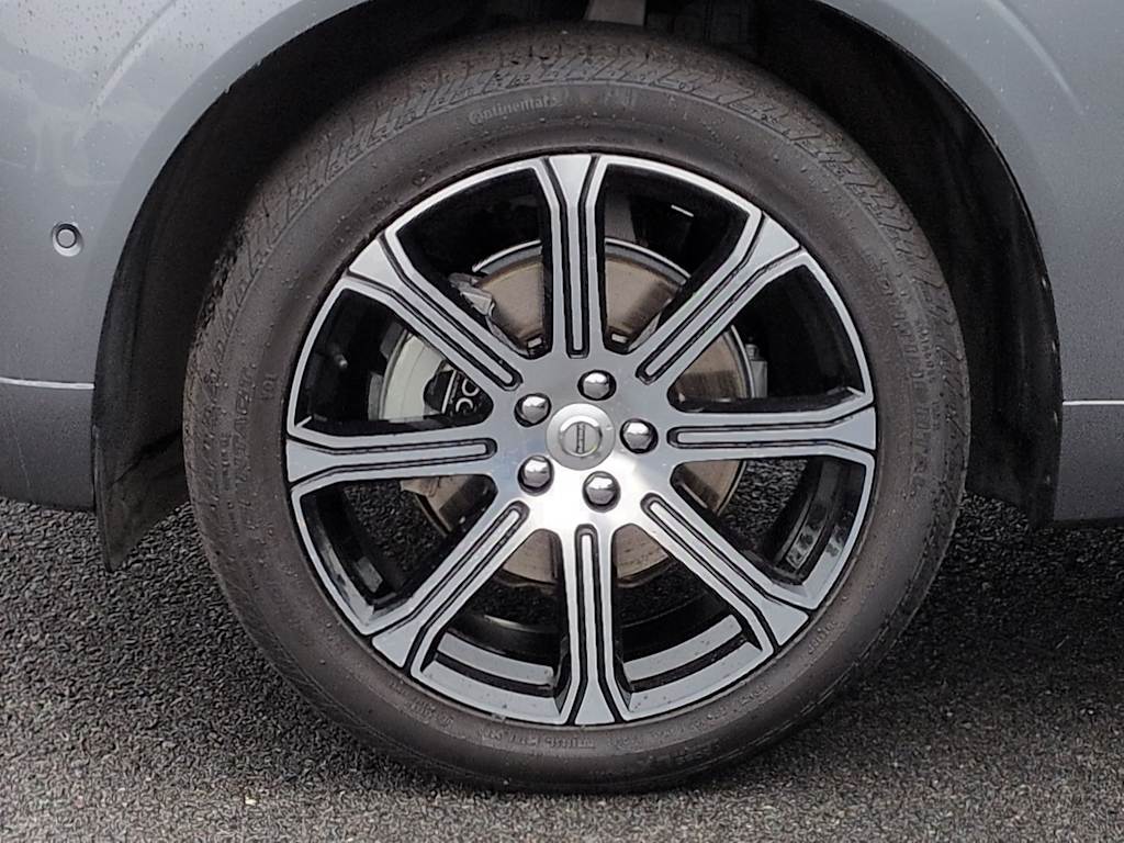 Thumbnail: 2021 Volvo XC60 - 8