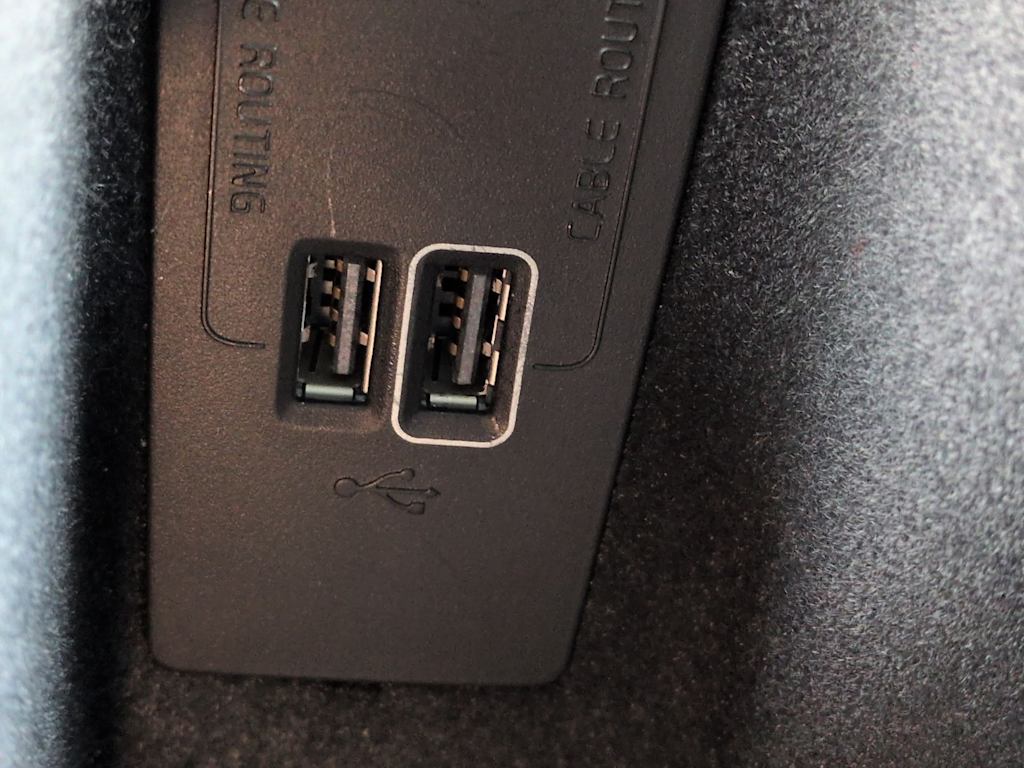 Thumbnail: 2021 Volvo XC60 - 38