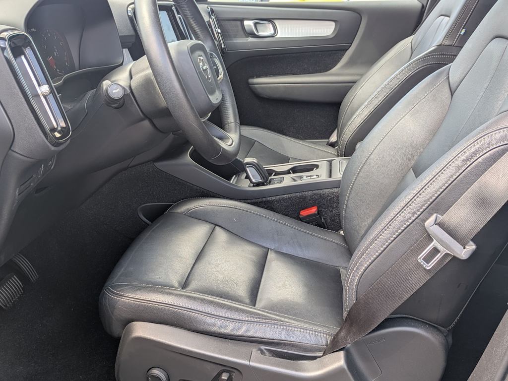 Thumbnail: 2019 Volvo XC40 - 11