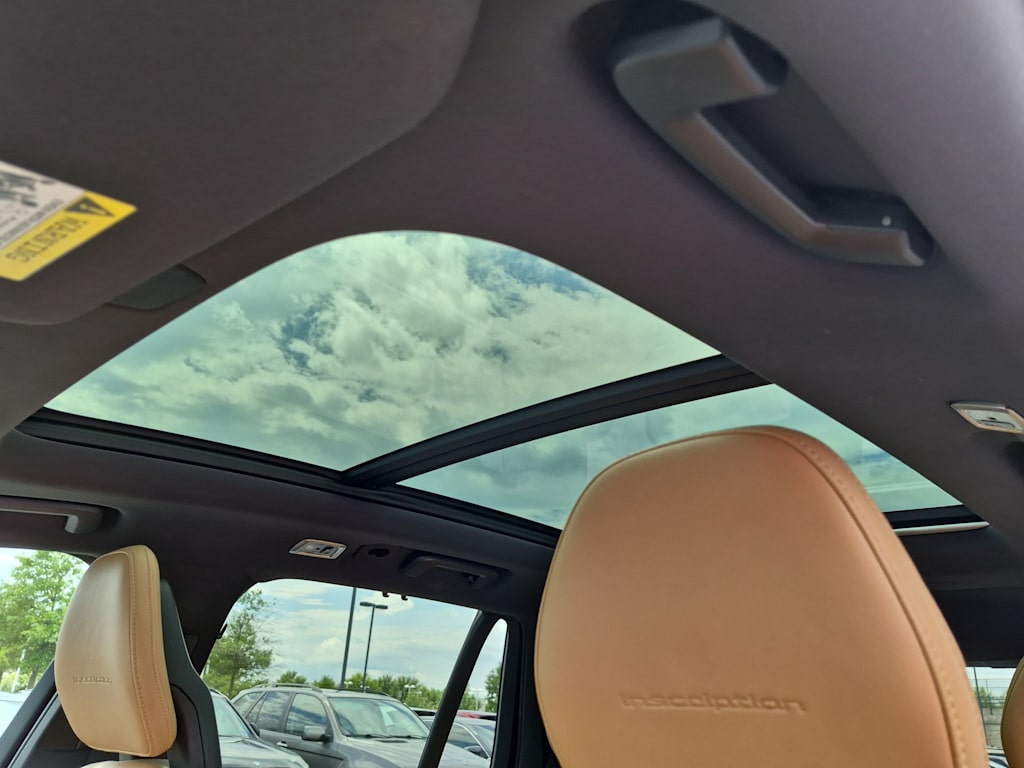 Thumbnail: 2018 Volvo XC90 - 28