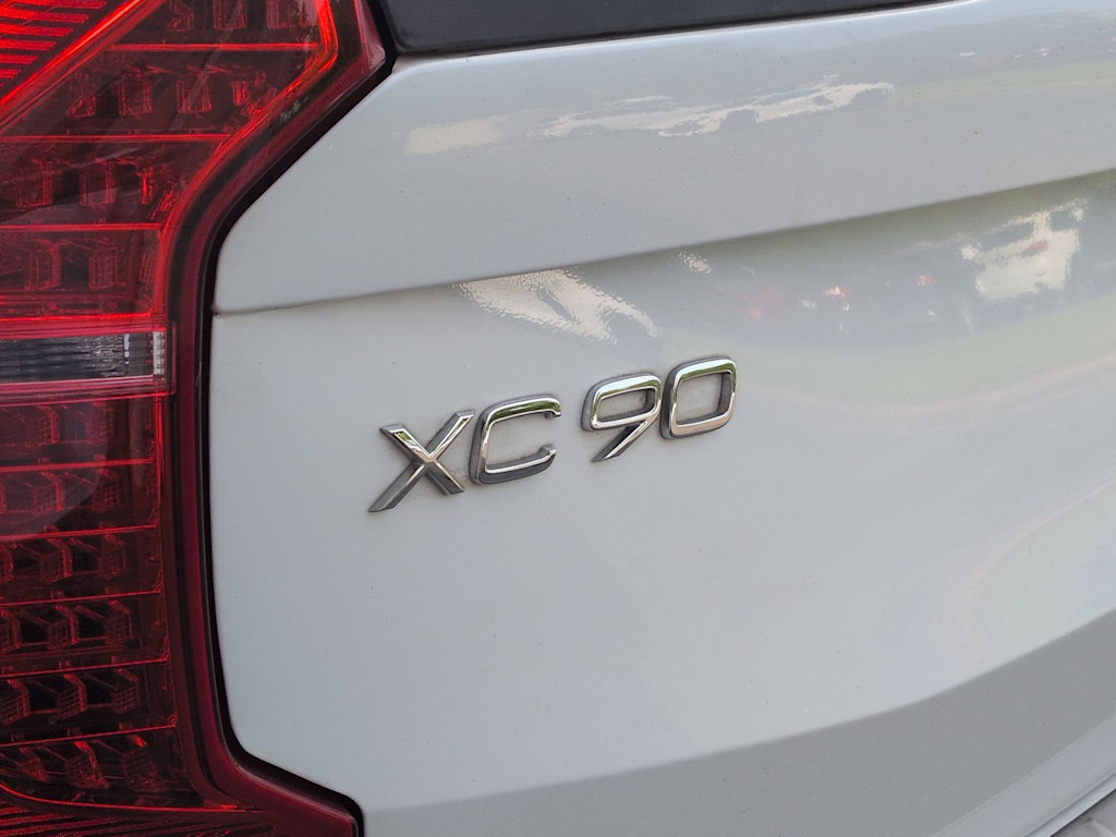 Thumbnail: 2018 Volvo XC90 - 26