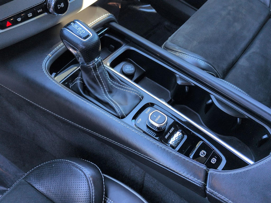 Thumbnail: 2017 Volvo XC90 - 37