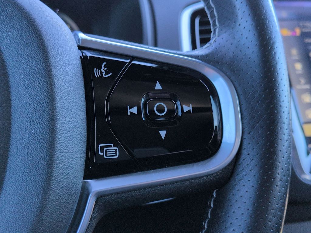 Thumbnail: 2017 Volvo XC90 - 31