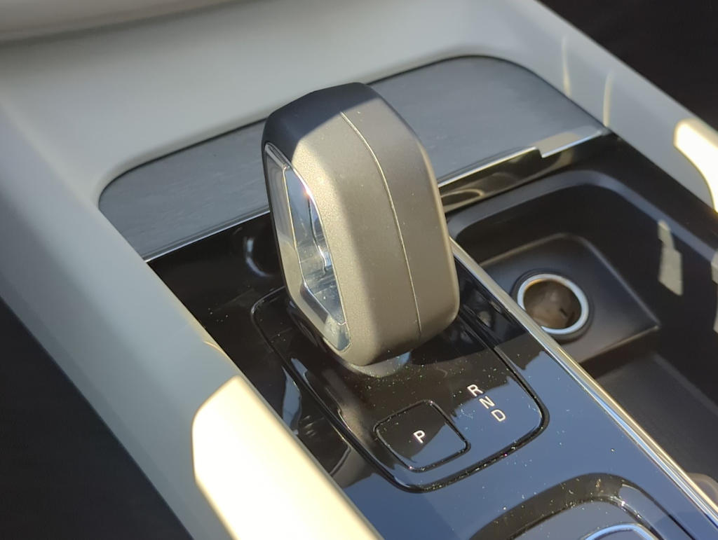 Thumbnail: 2024 Volvo XC60 - 36