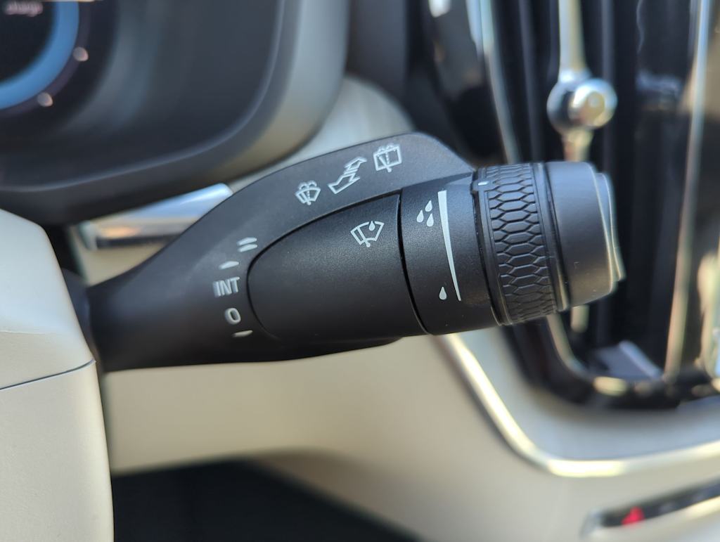 Thumbnail: 2024 Volvo XC60 - 15