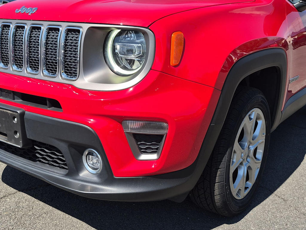 Thumbnail: 2020 Jeep Renegade - 24