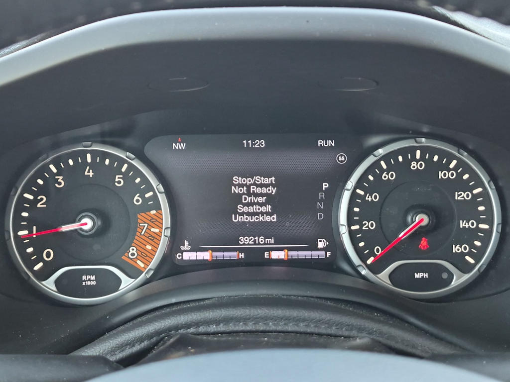 Thumbnail: 2020 Jeep Renegade - 16