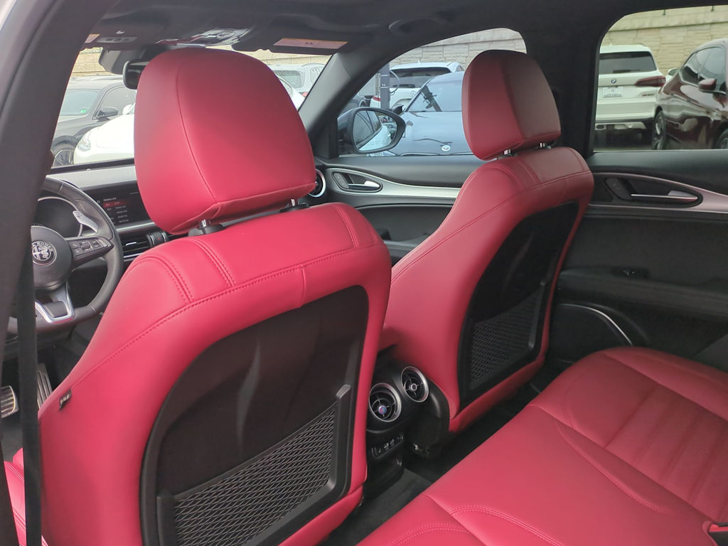 2022 Alfa Romeo Stelvio Ti 12