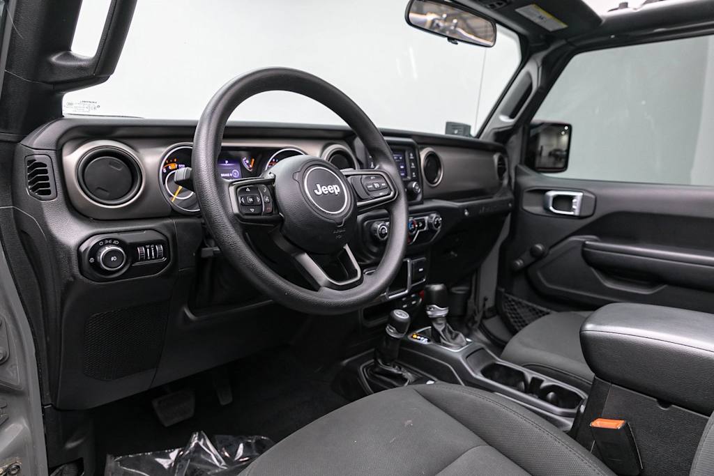 2018 Jeep Wrangler Unlimited Sport 2