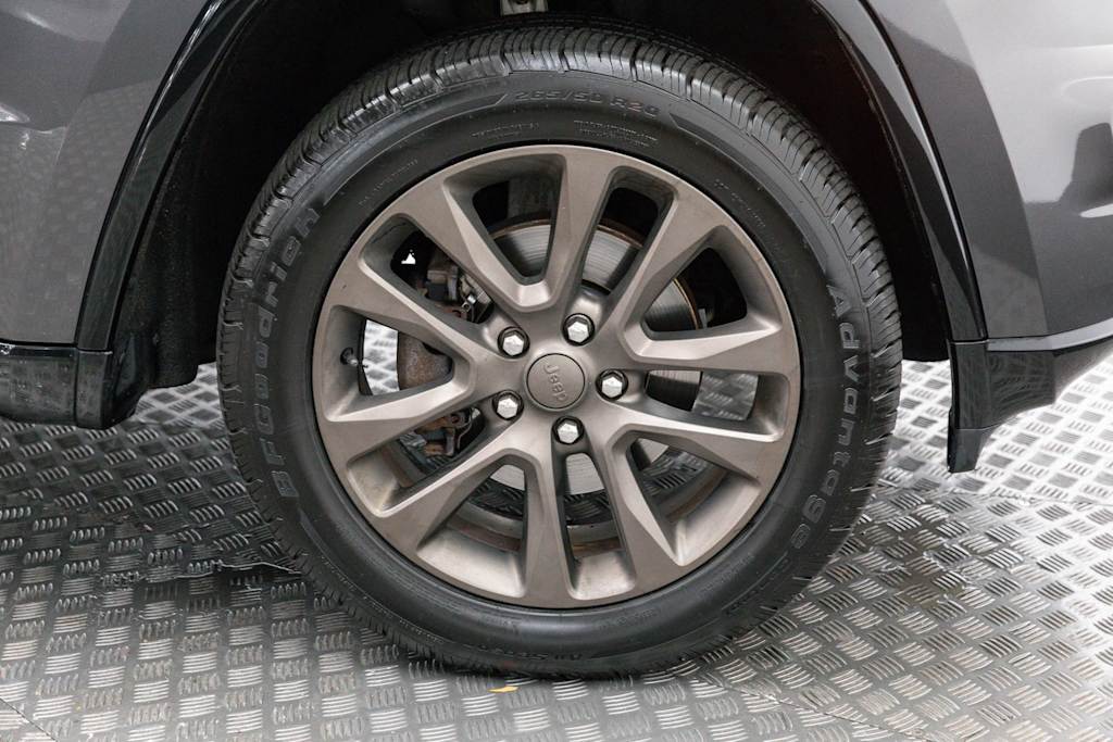 Thumbnail: 2016 Jeep Grand Cherokee - 45