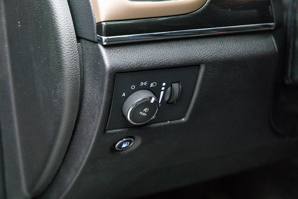 Thumbnail: 2016 Jeep Grand Cherokee - 29