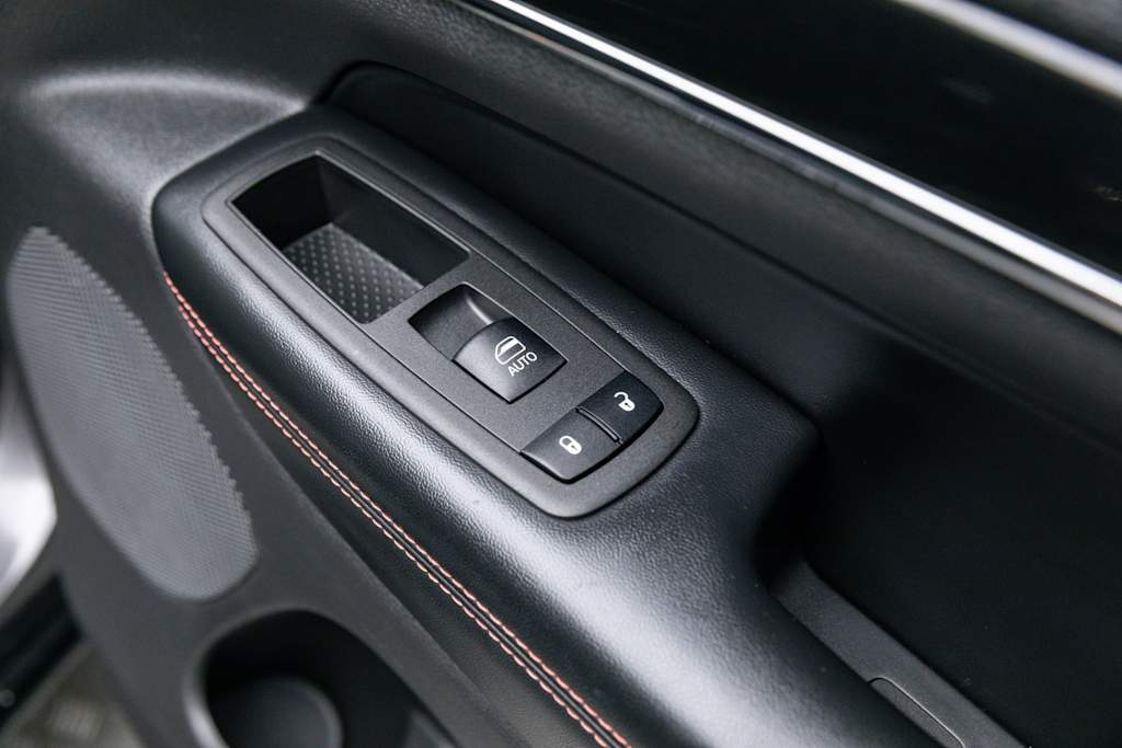 Thumbnail: 2016 Jeep Grand Cherokee - 41