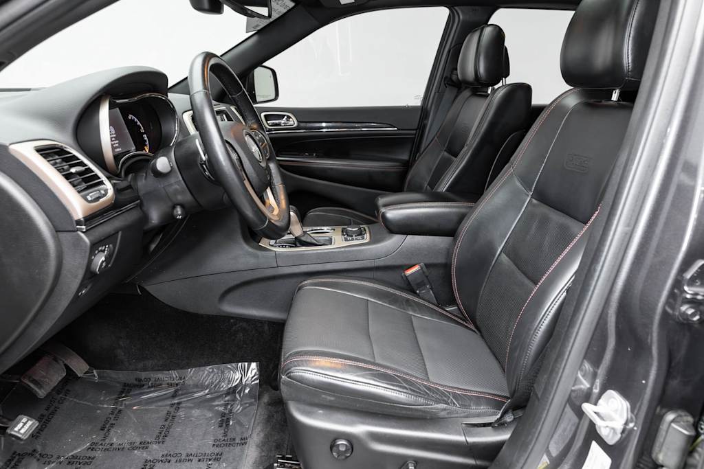 Thumbnail: 2016 Jeep Grand Cherokee - 11