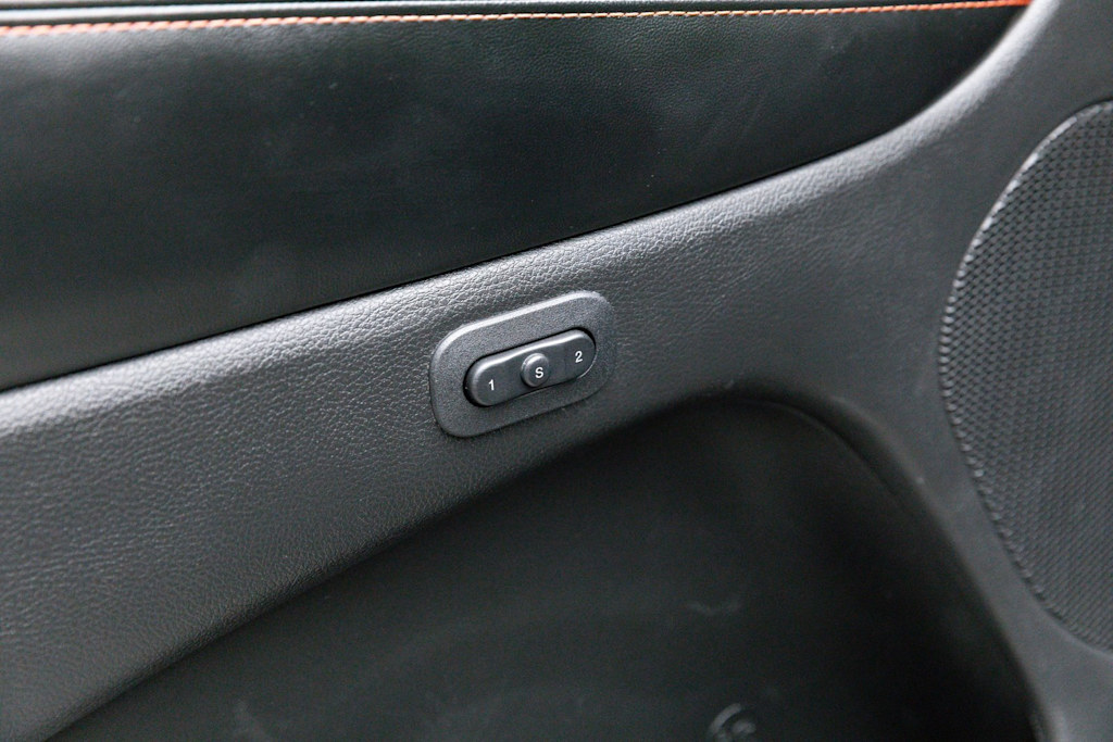 Thumbnail: 2016 Jeep Grand Cherokee - 26