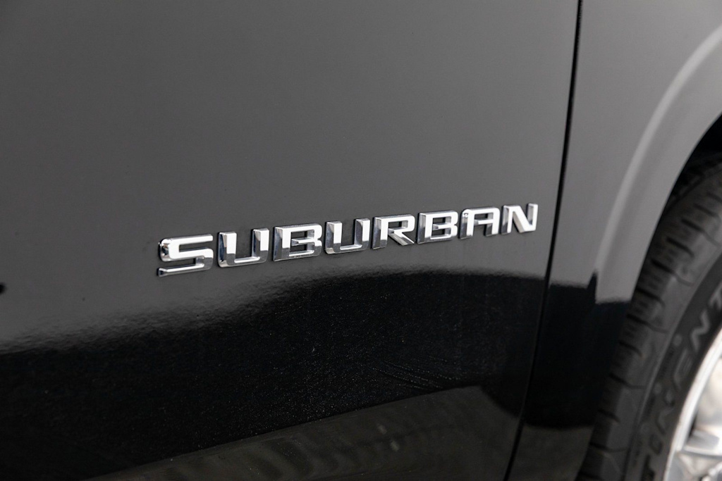 Thumbnail: 2024 Chevrolet Suburban - 6